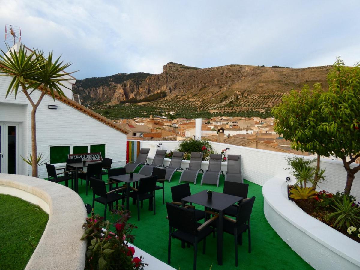 Hotel Sierra De Huesa Exteriör bild
