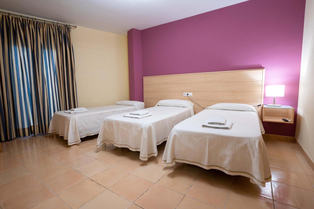 Hotel Sierra De Huesa Exteriör bild